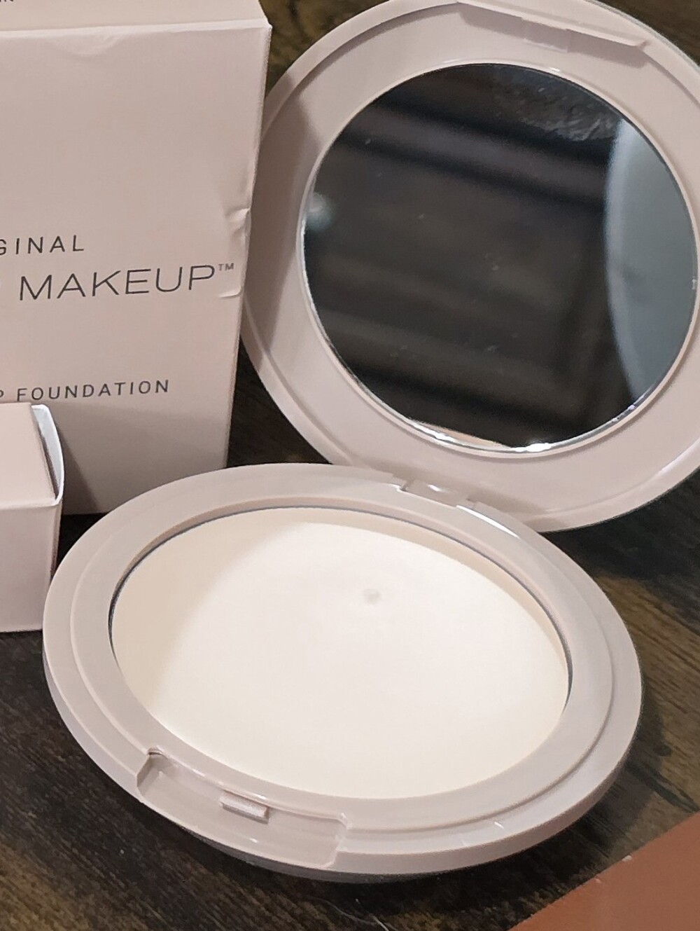 No Makeup, Makeup Foundation & Brush Duo - Picture 4 of 8